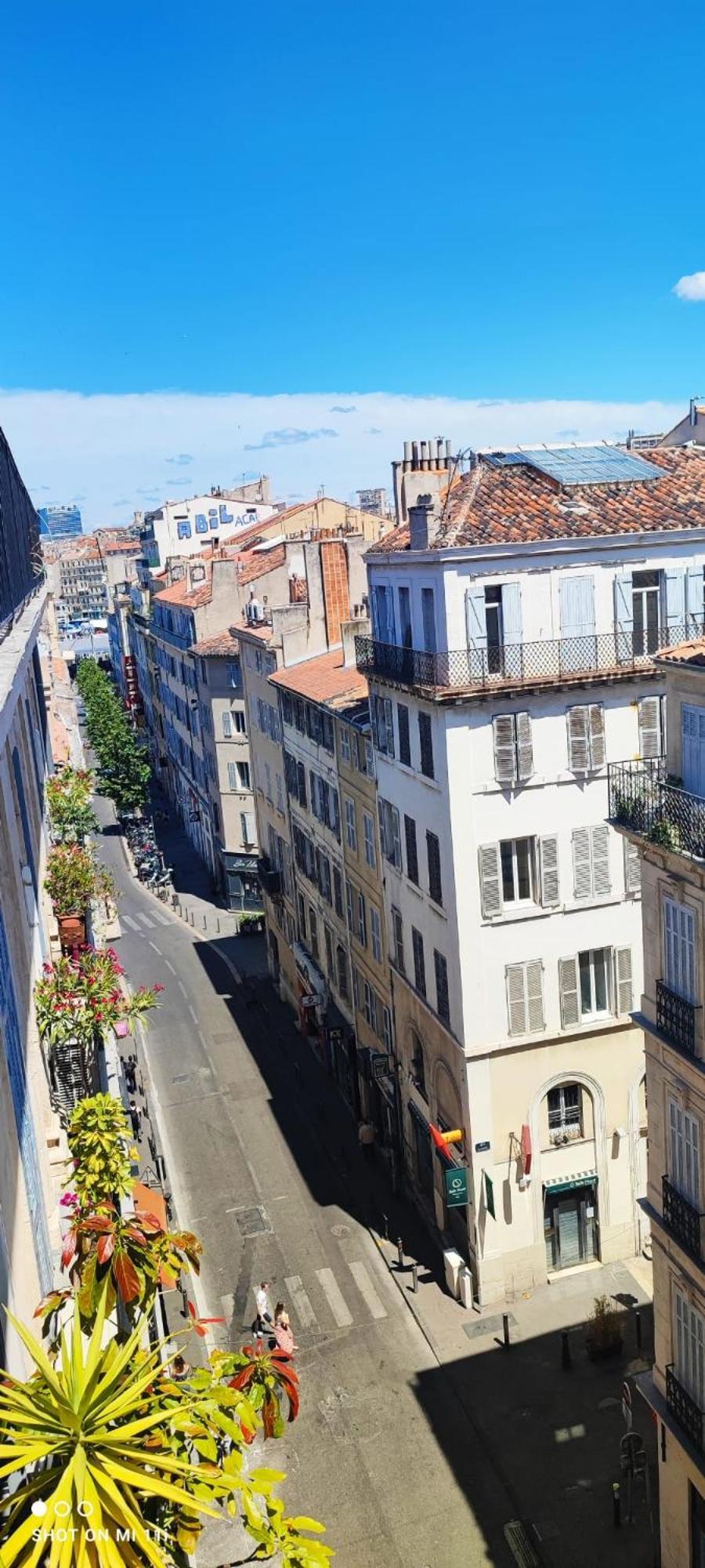 Chez L'Habitant, Propose Grande Chambre Vieux Port Marseille Luaran gambar