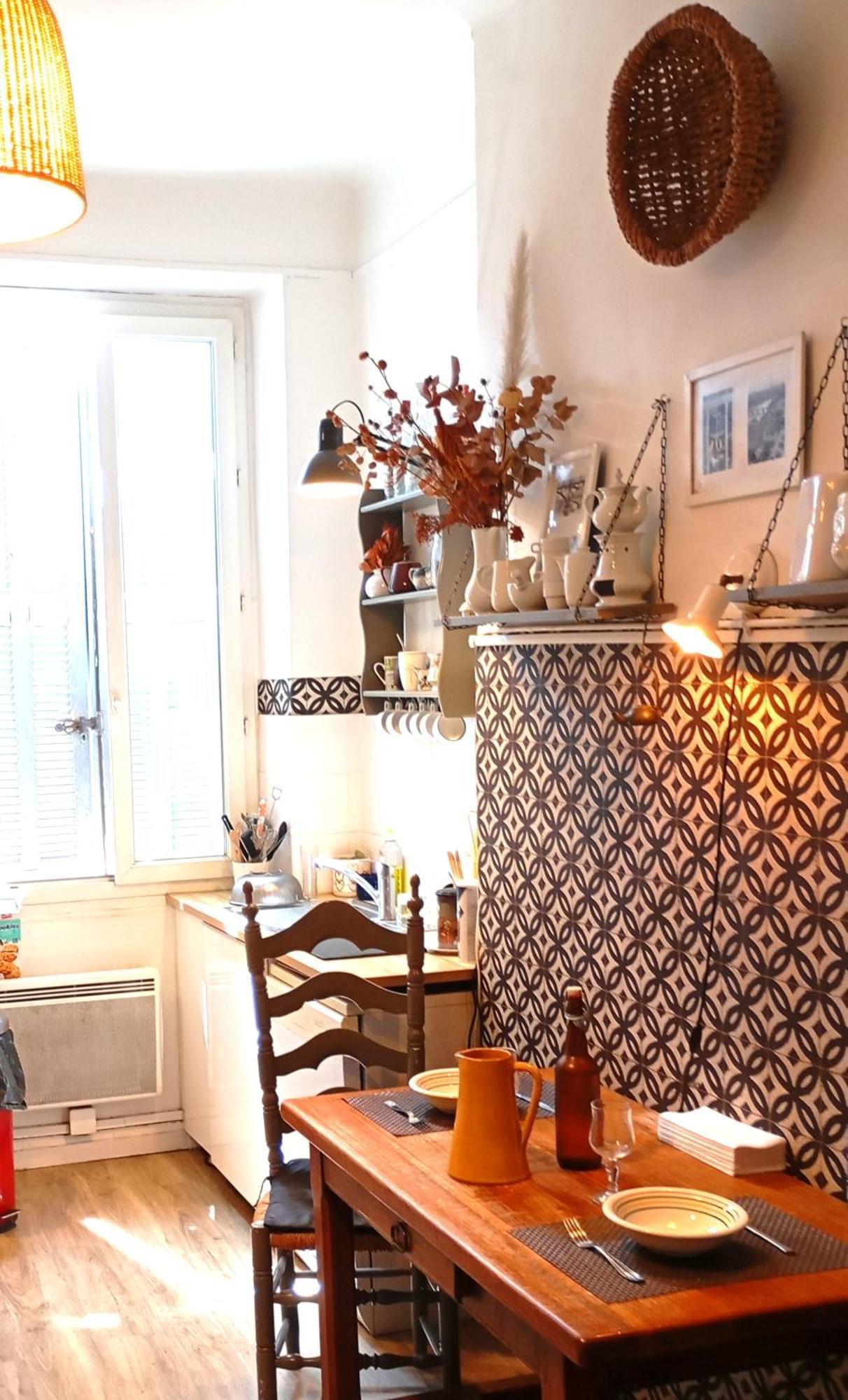 Chez L'Habitant, Propose Grande Chambre Vieux Port Marseille Luaran gambar